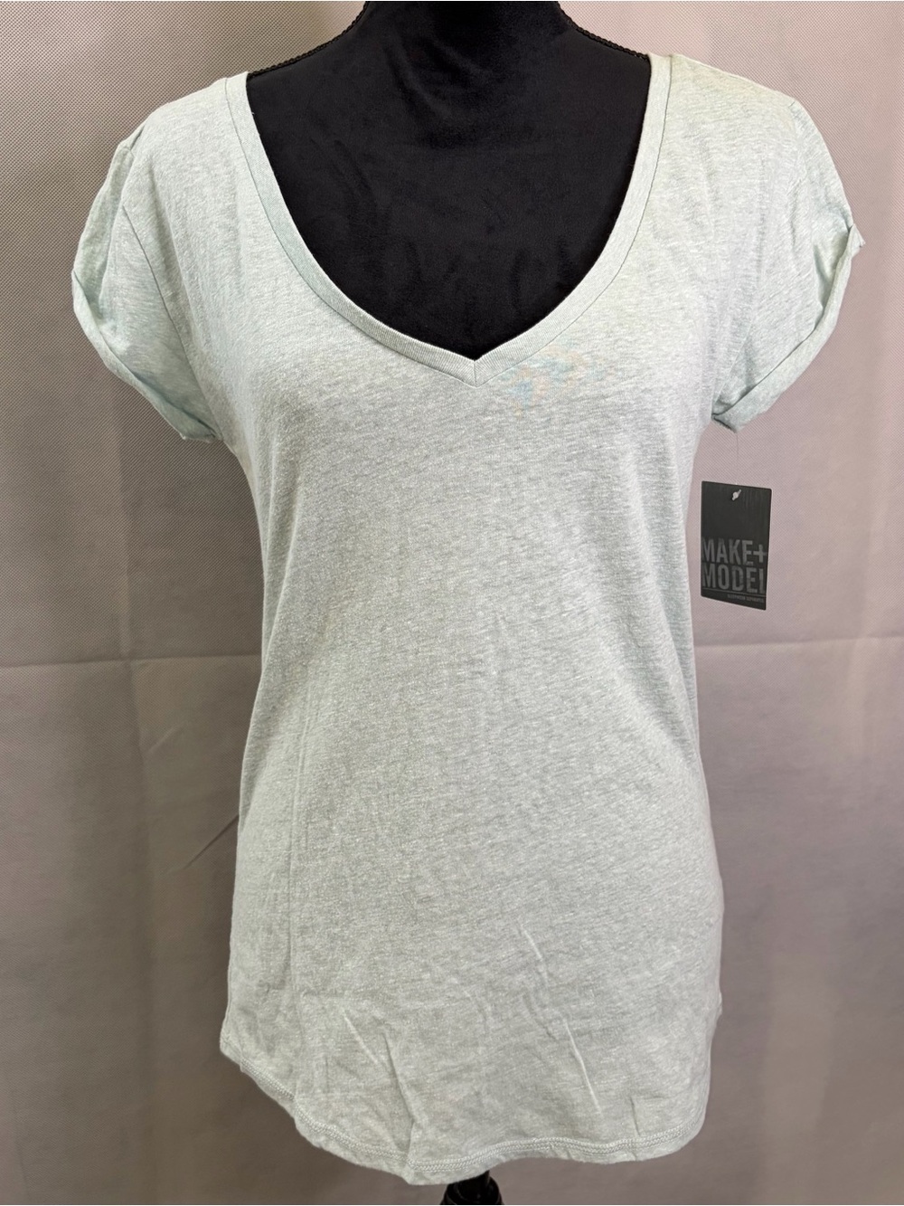 Make + Model Light Mint V-Neck Short Sleeve Tee